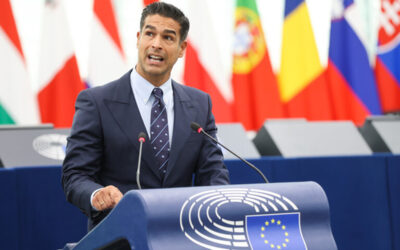 Παραβίαση του δικαιώματος αυτοπροσδιορισμού από την αλβανική κυβέρνηση